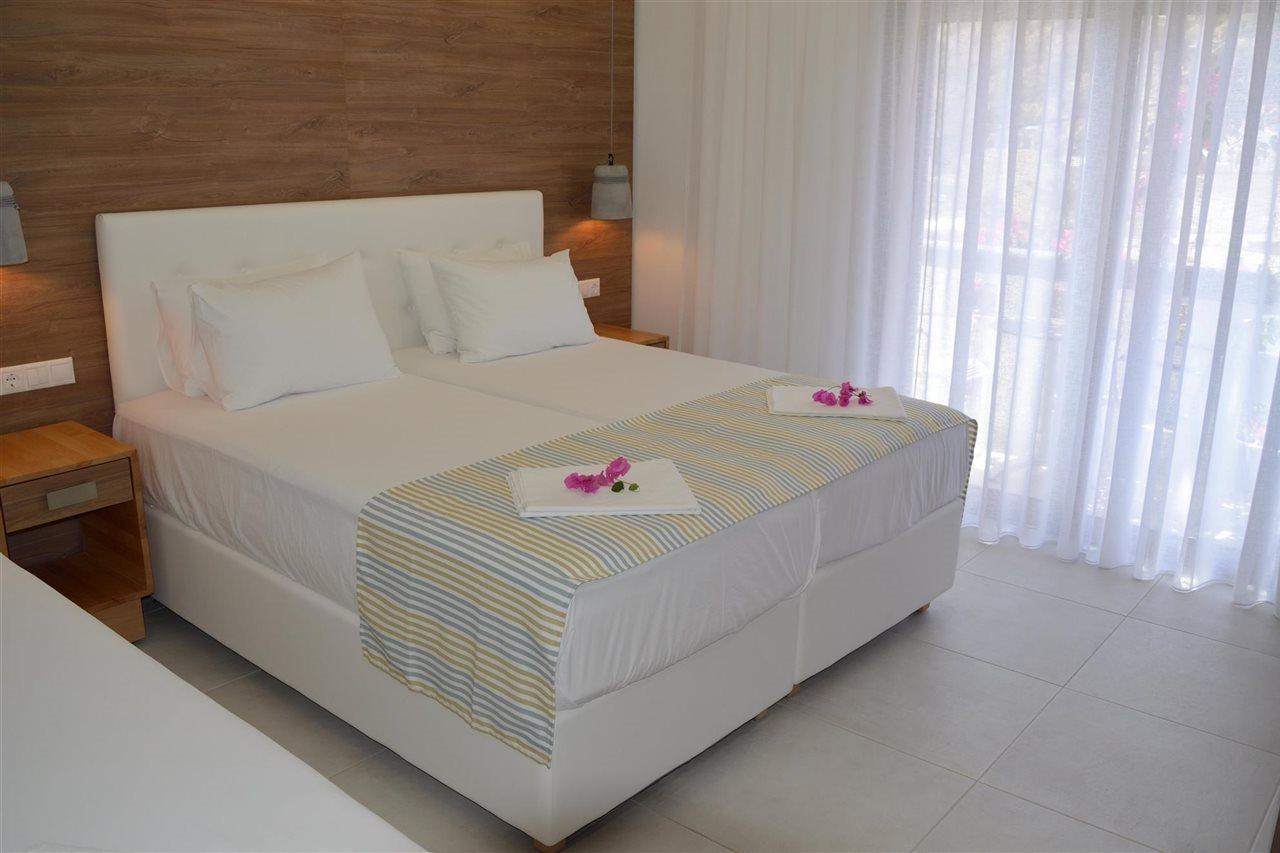 Fevro Hotel Αγία Γαλήνη Εξωτερικό φωτογραφία