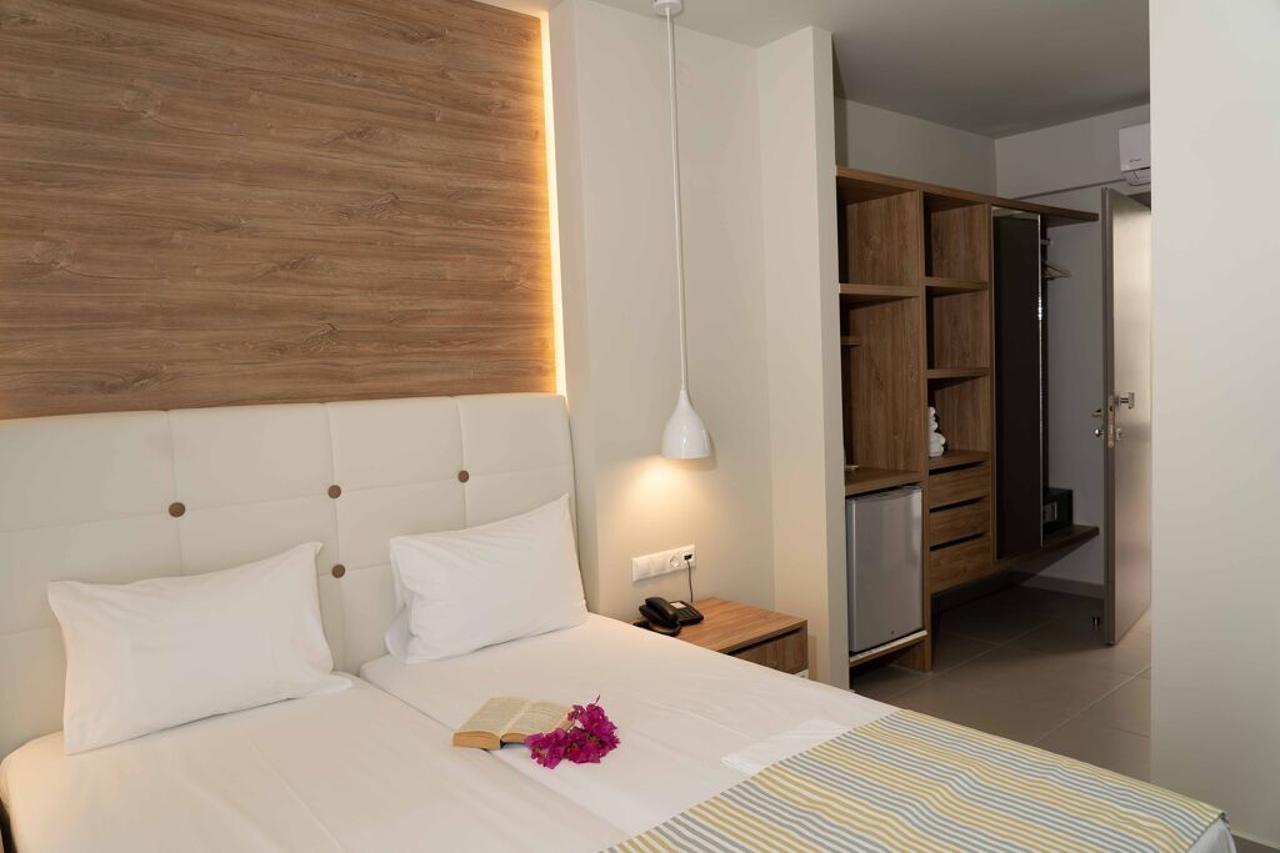 Fevro Hotel Αγία Γαλήνη Εξωτερικό φωτογραφία