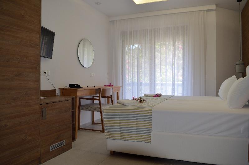 Fevro Hotel Αγία Γαλήνη Εξωτερικό φωτογραφία